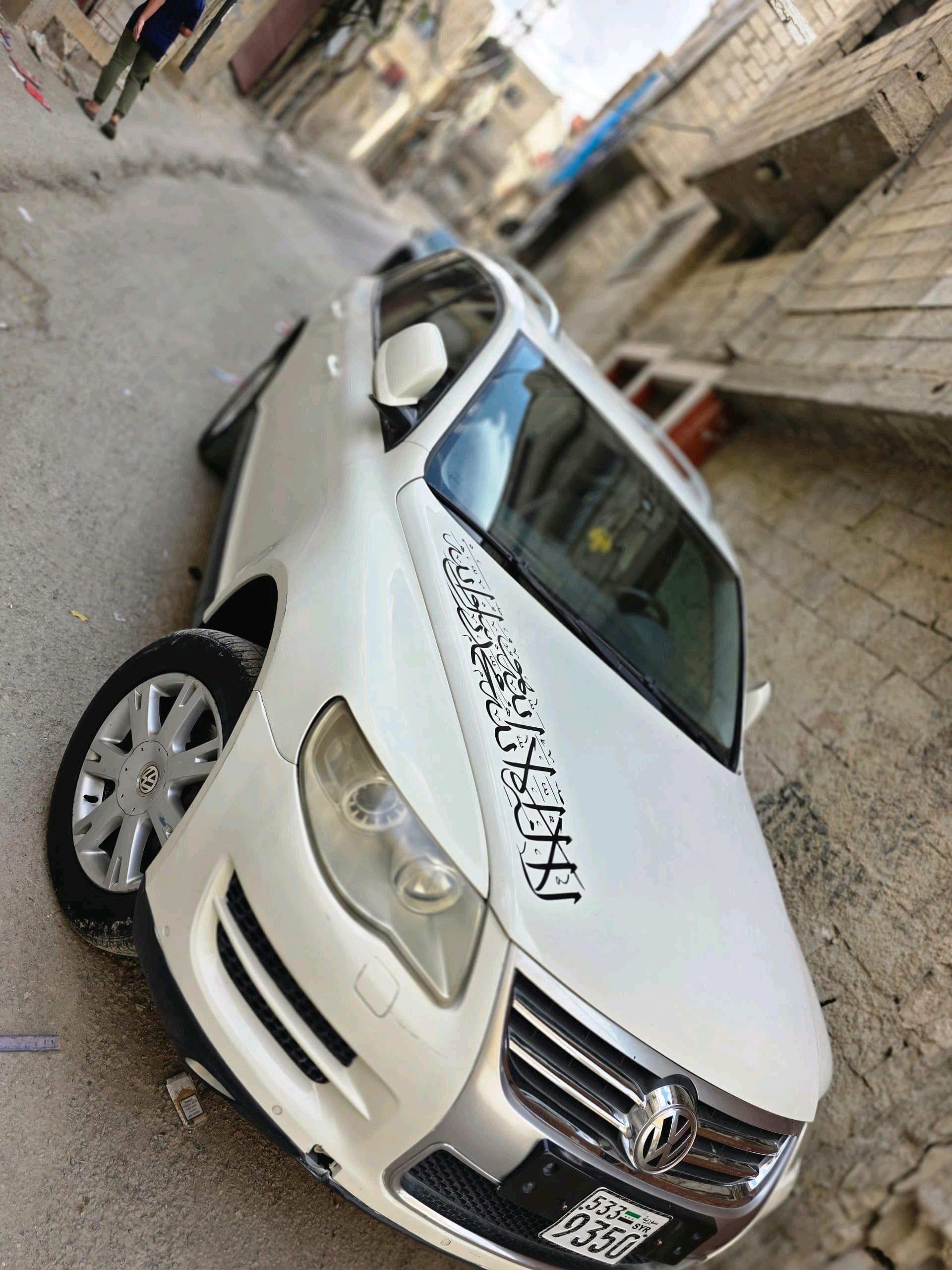 فولكس فاكن طوارق 2010
