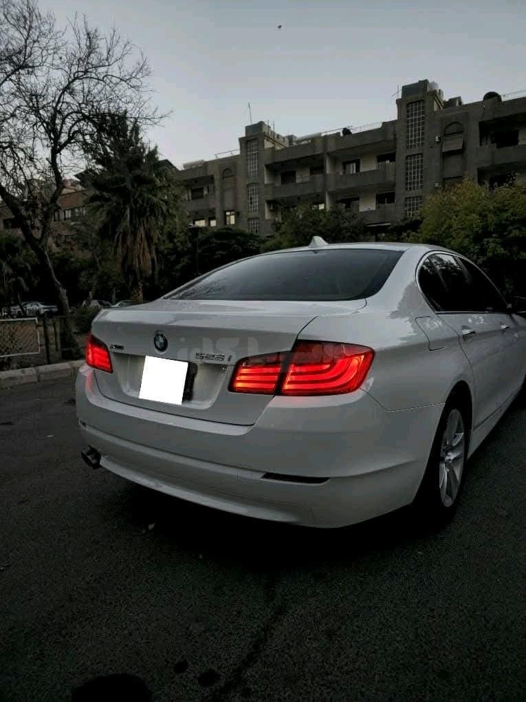 بي ام دابيليو 528 2013