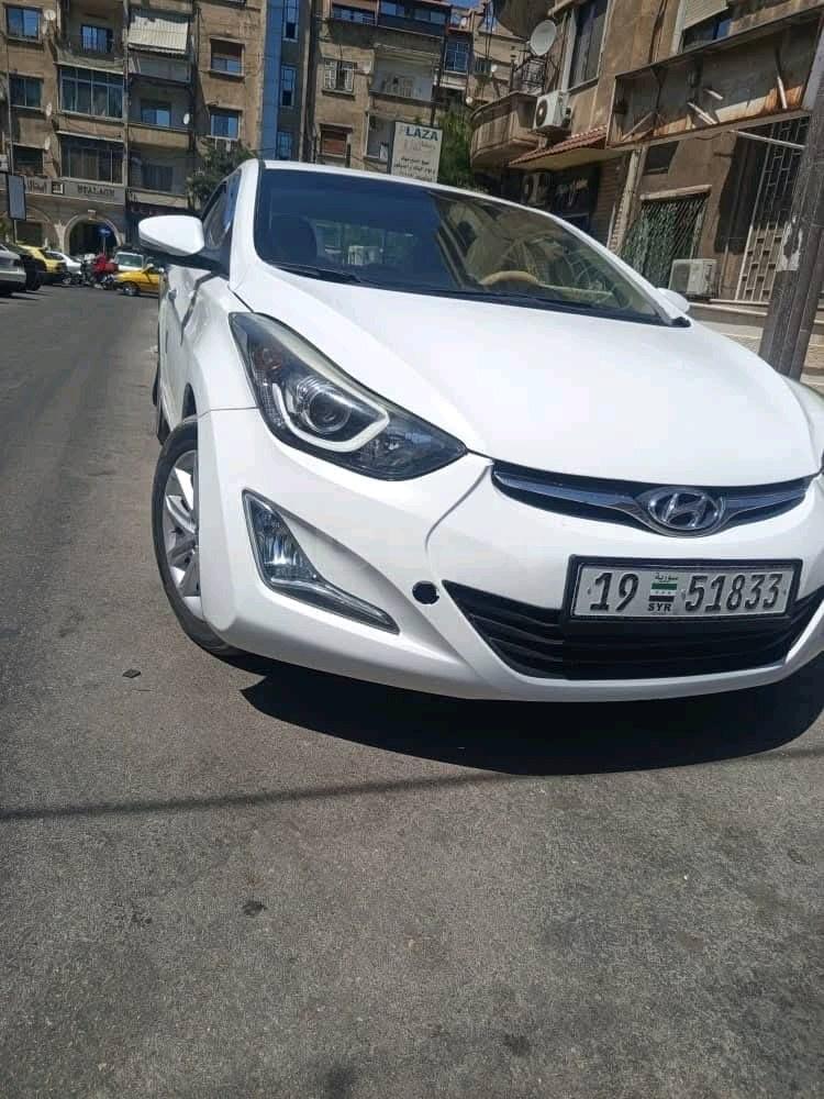 هيونداي الينترا 2016