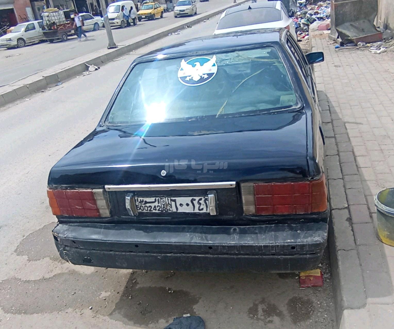 نيسان لاوريل 1982