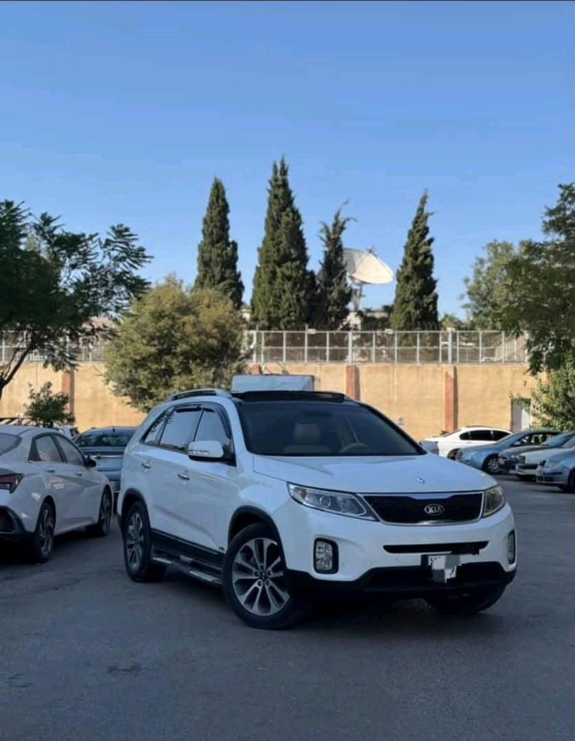 كيا سورينتو 2013
