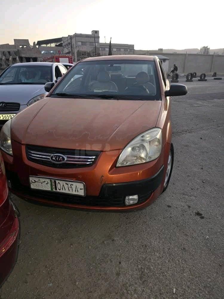 كيا ريو 2010