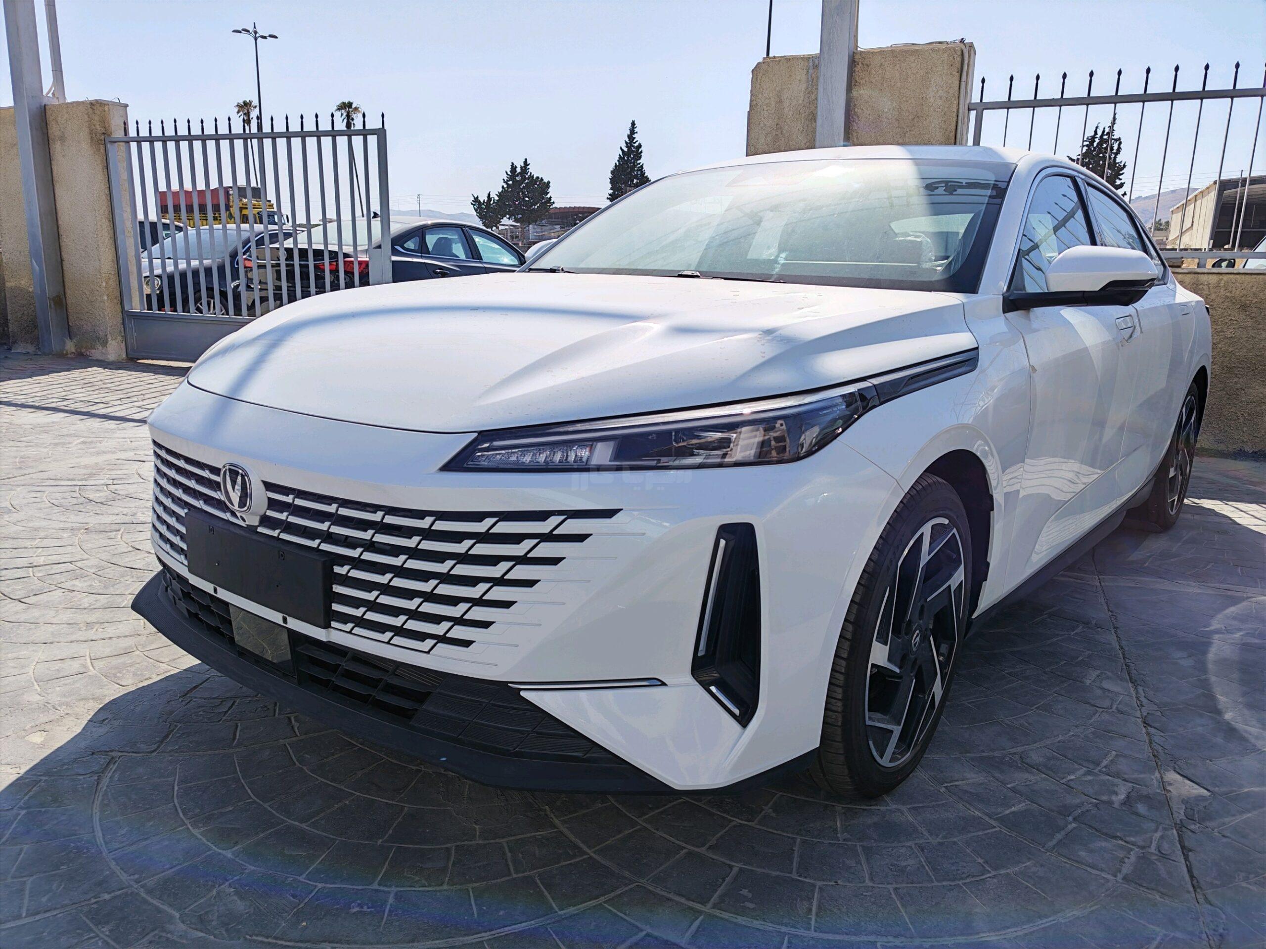 شانجان EADO Plus 1,5 turbo 2025