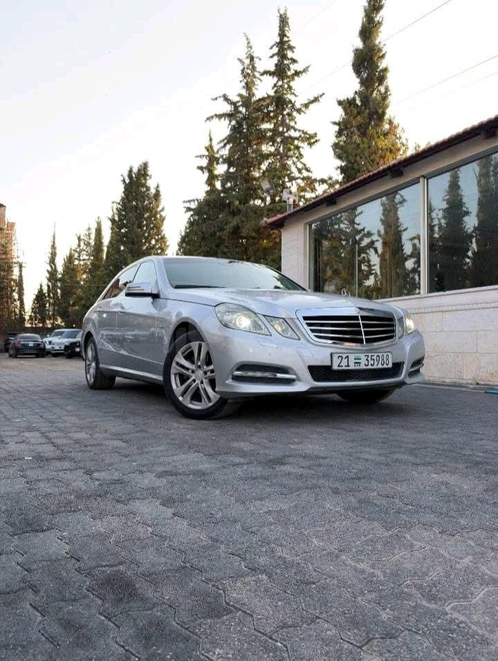 مرسيدس بينز E300 2011