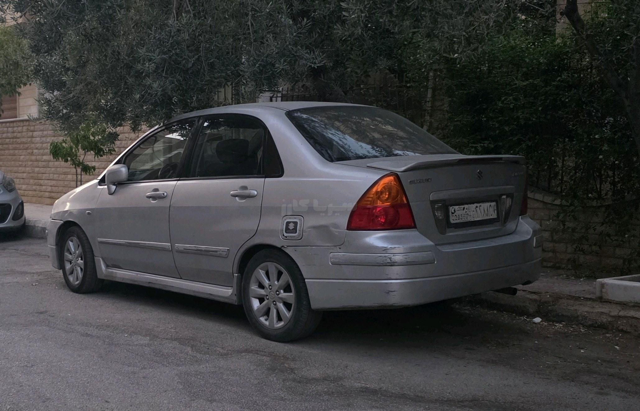 سوزوكي ليانا 2007
