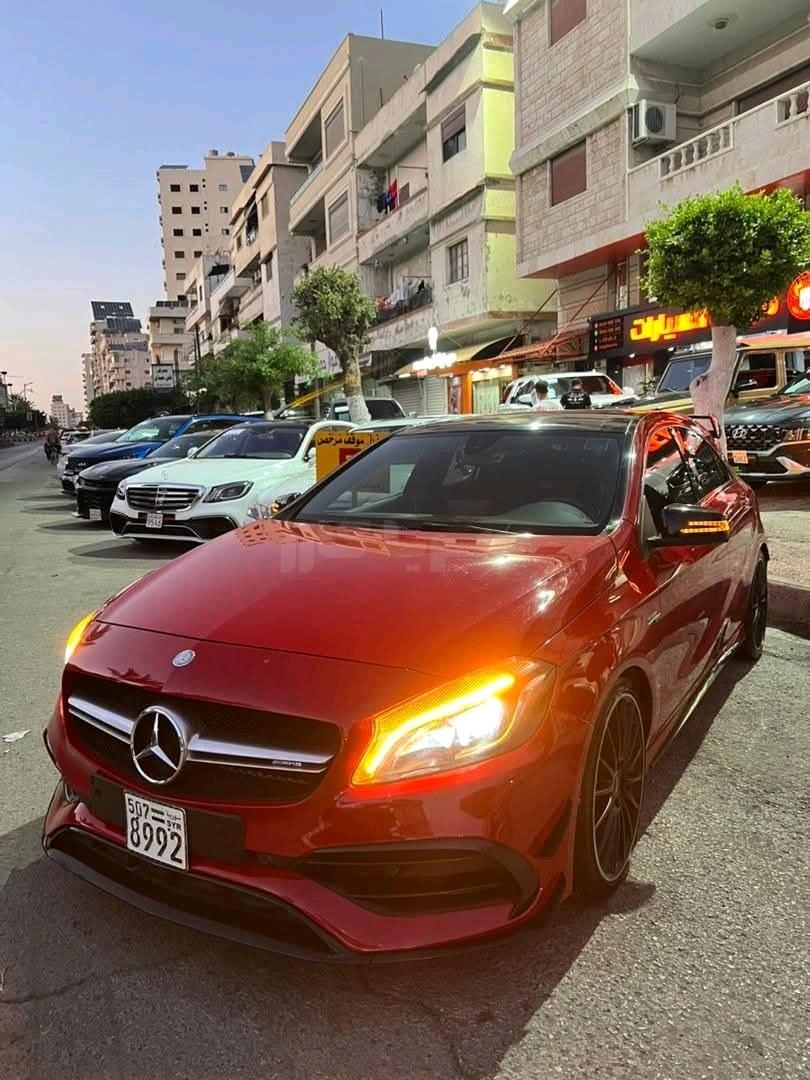 مرسيدس بينز A 45 AMG 2016