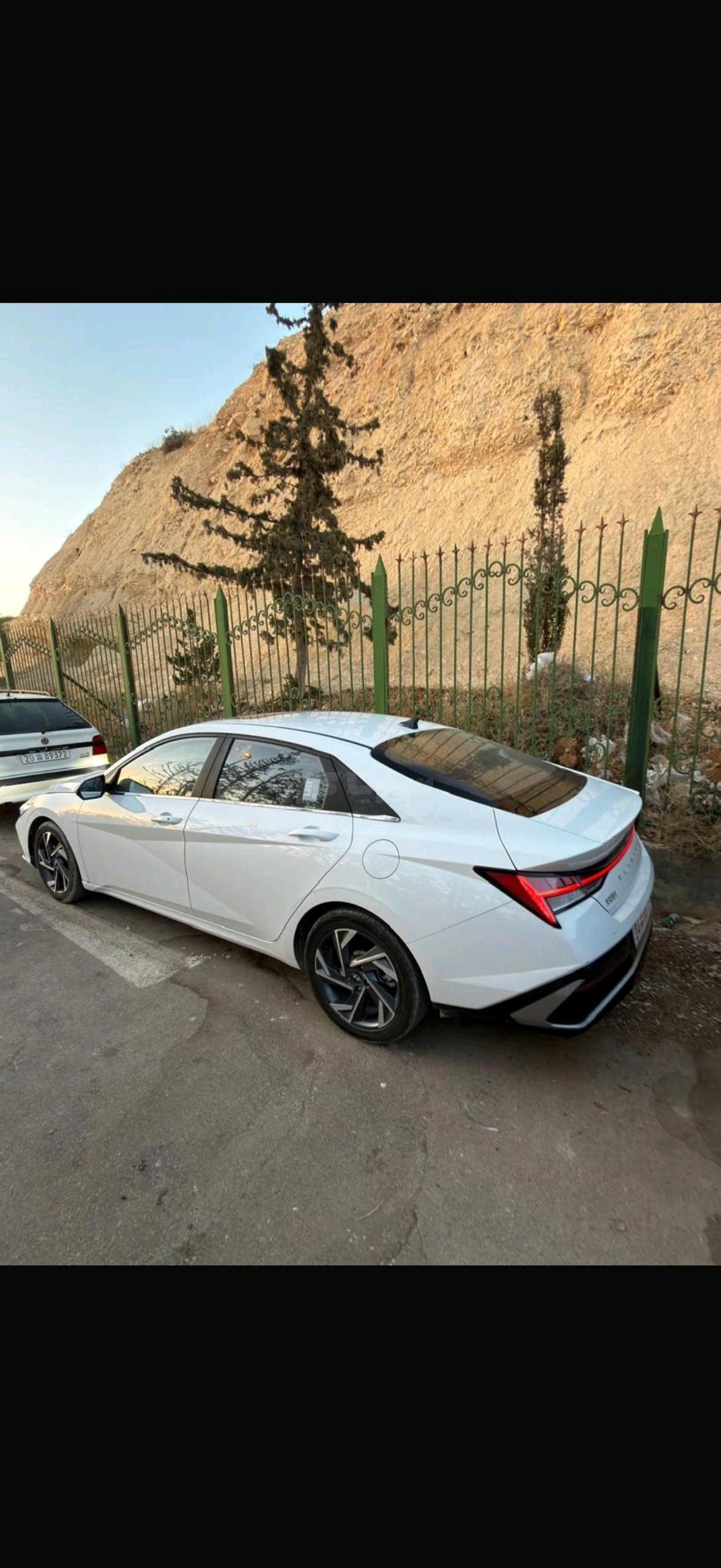 هيونداي الينترا 2025