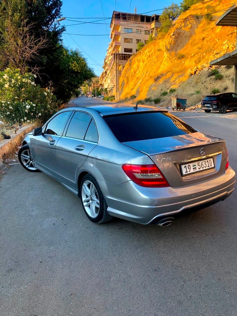 مرسيدس بينز C 250 2014