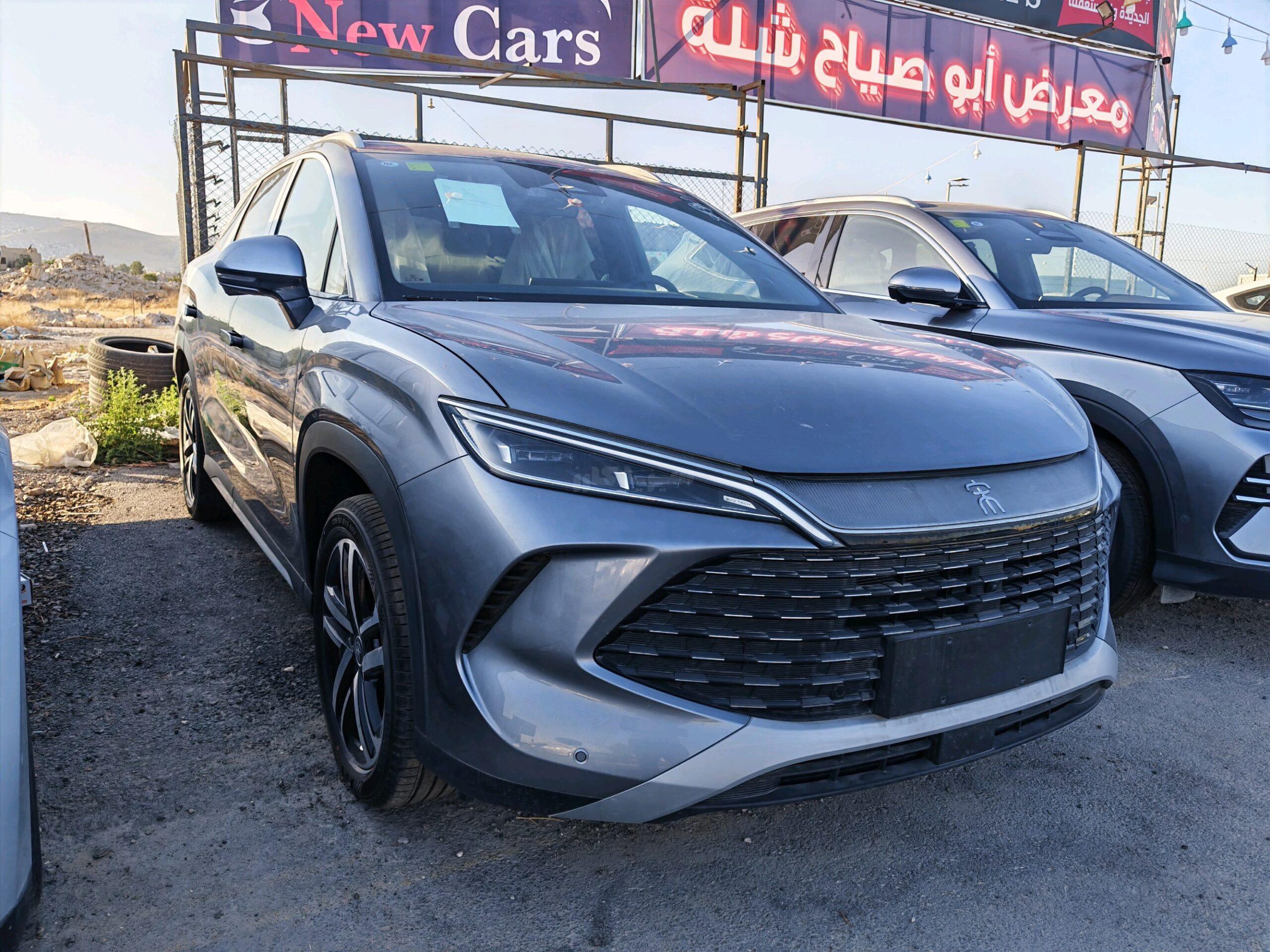 بي واي دي سونغ ال 2025