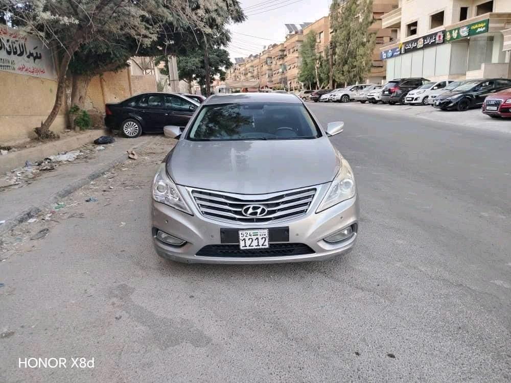 هيونداي ازيرا 2012