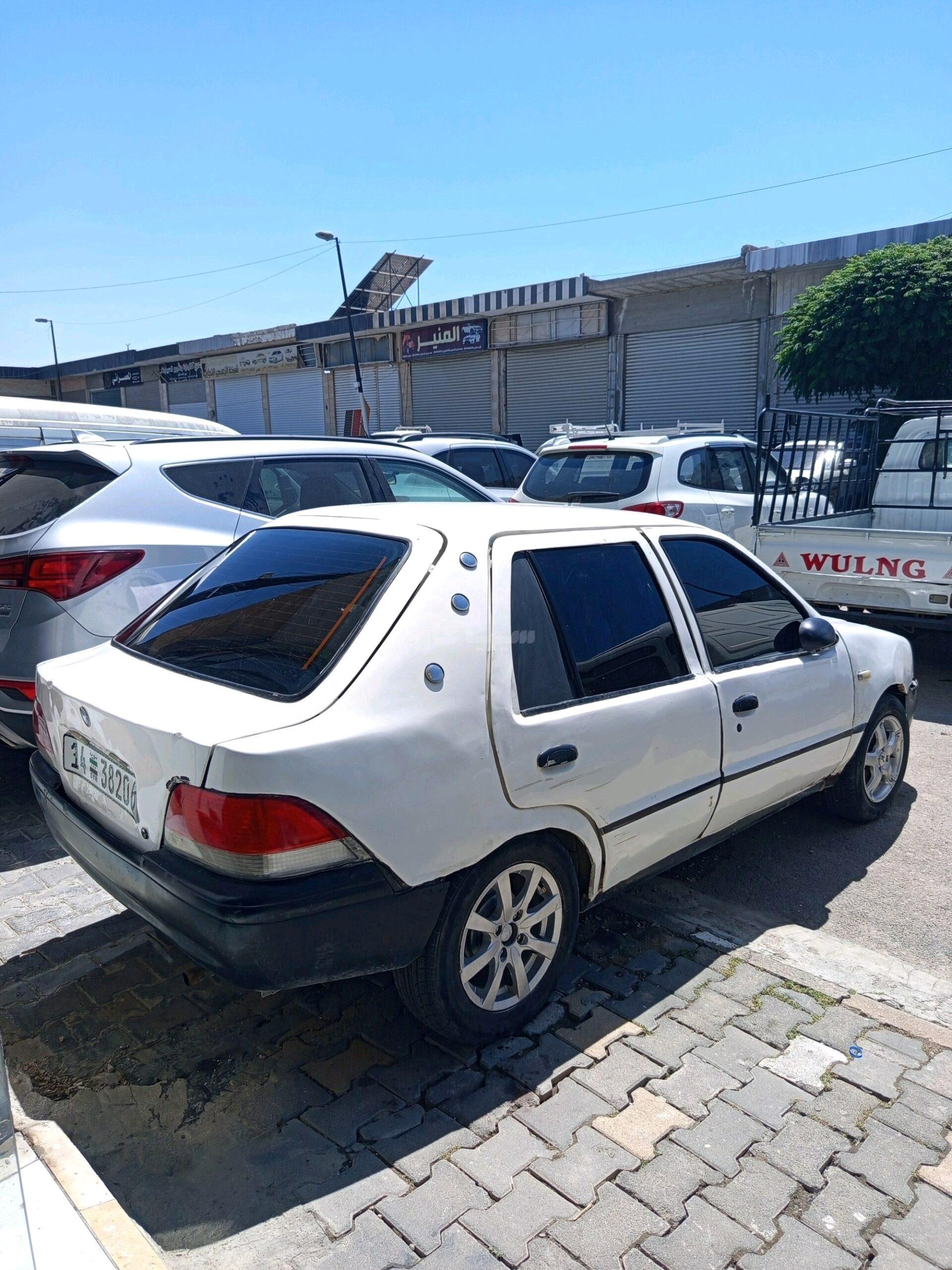 جيلي JL 300 2004