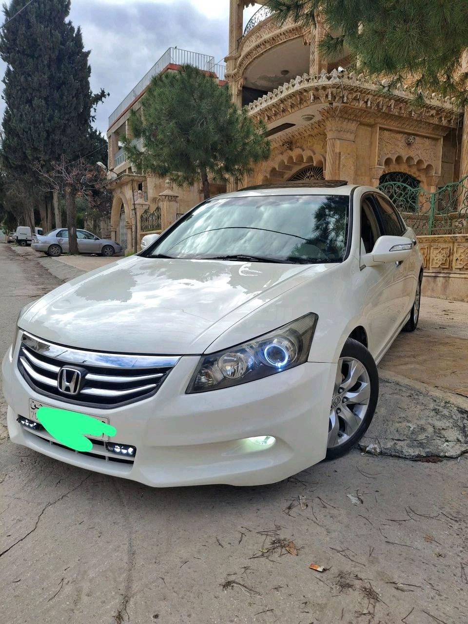 هوندا اكورد 2010