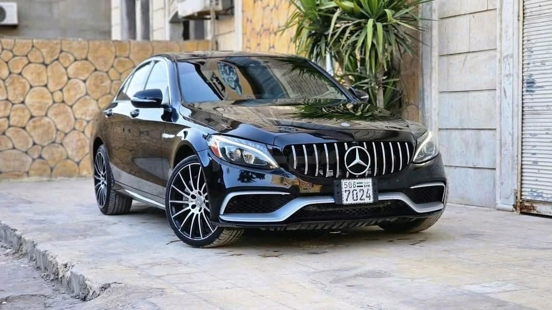 مرسيدس بينز C 300 2015