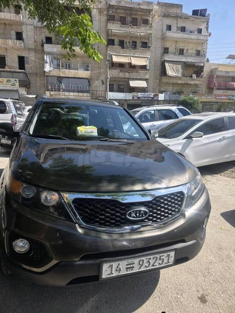 كيا سورينتو 2010