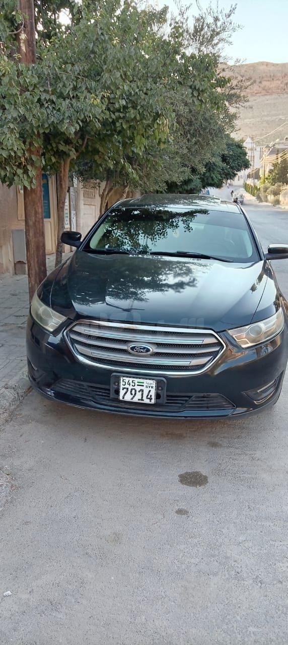 فورد Taurus 2015