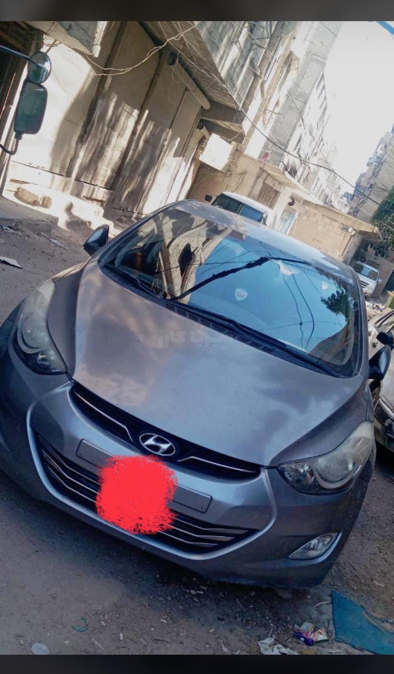 هيونداي افنتي 2012