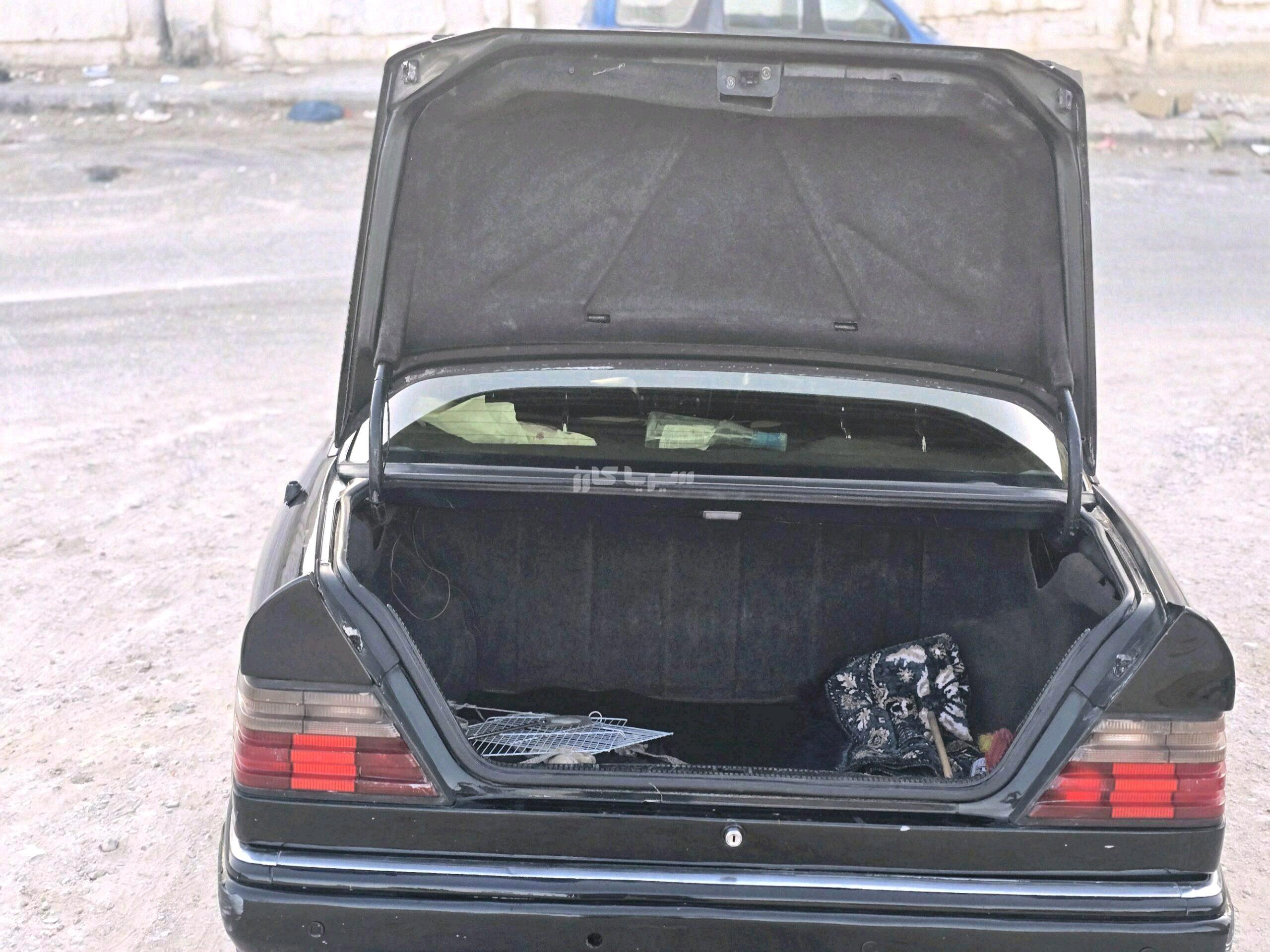 مرسيدس بينز - Mercedes benz 230, photo 3