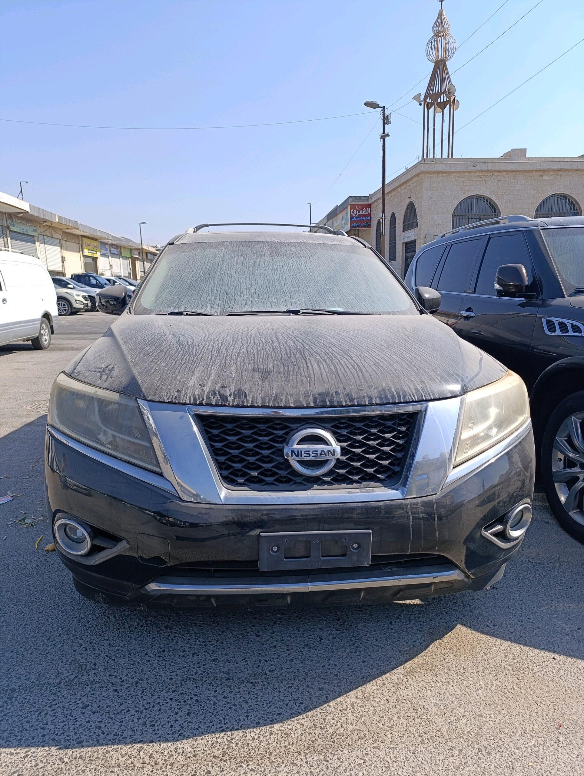 نيسان - Nissan باثفايندر-Pathfinder