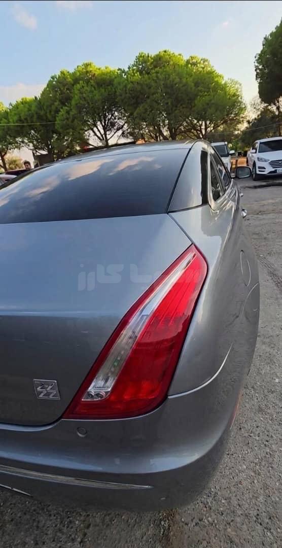 جاغوار - Jaguar XJ