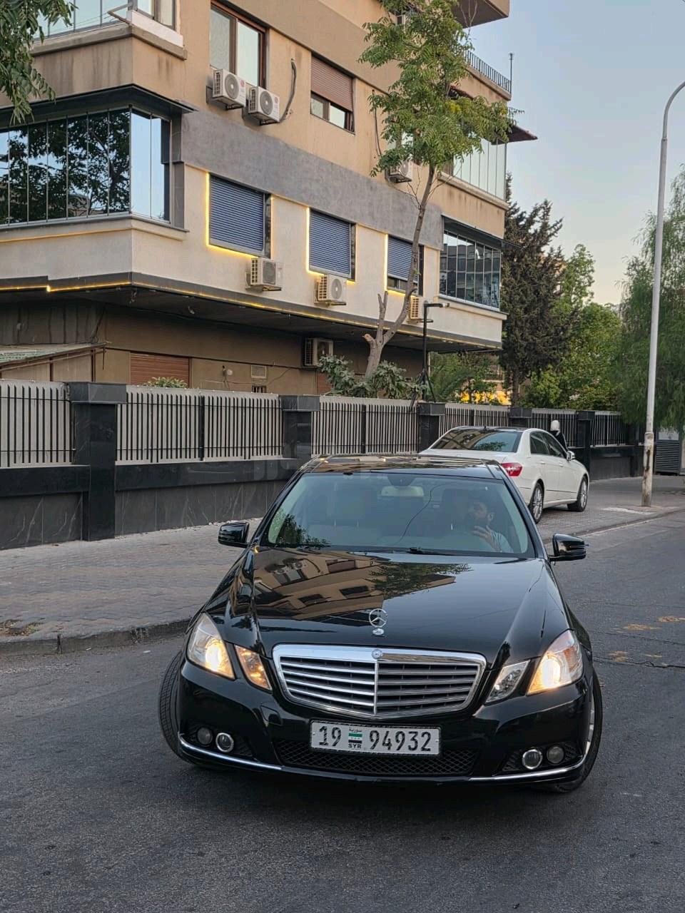 مرسيدس بينز - Mercedes benz E300
