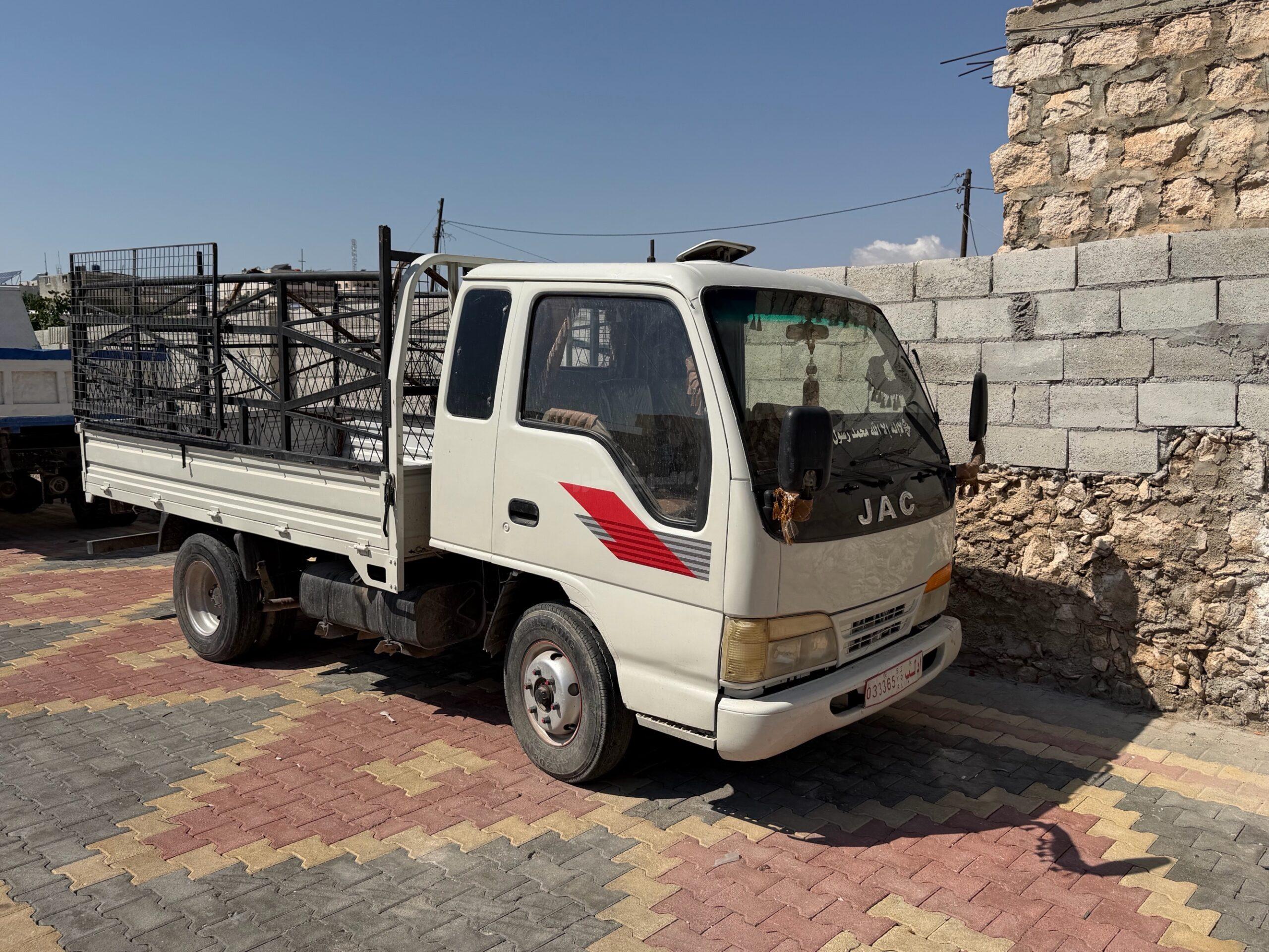 جاك - JAC B15