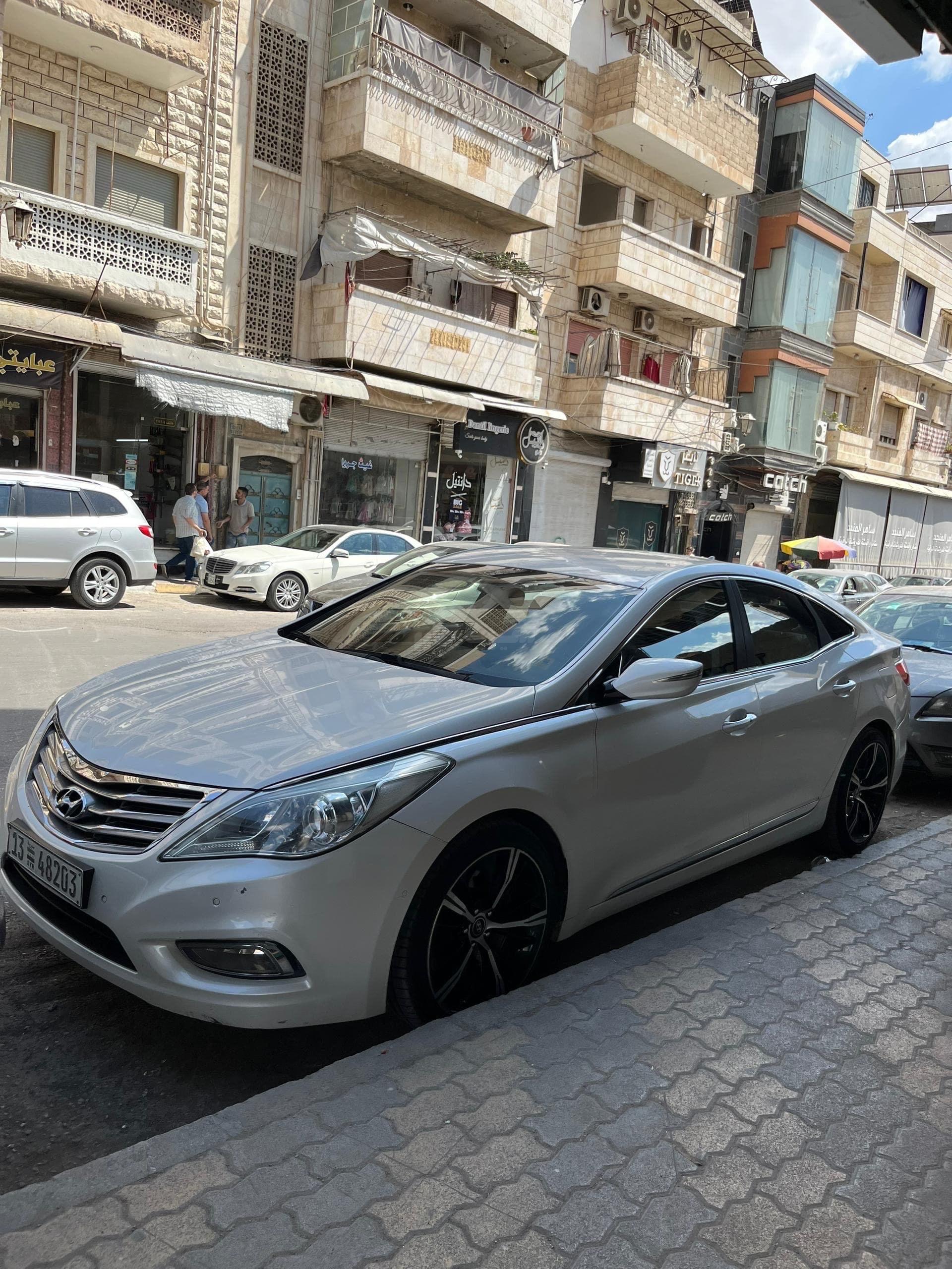 هيونداي - Hyundai ازيرا - Azera