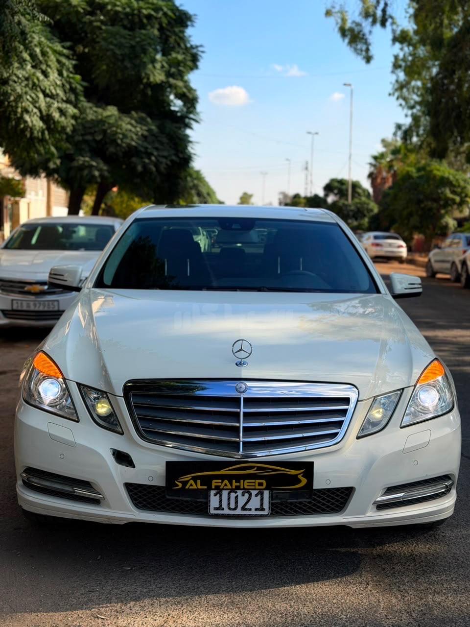 مرسيدس بينز - Mercedes benz E200