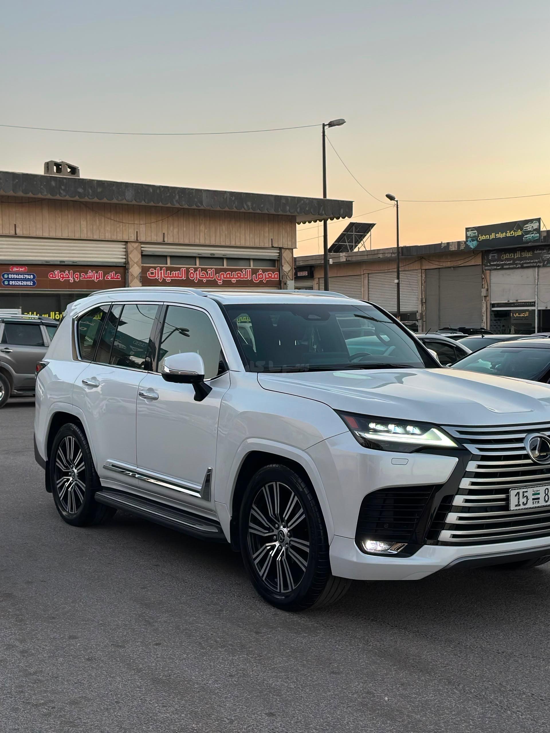 ليكزس - Lexus LX 600, photo 2
