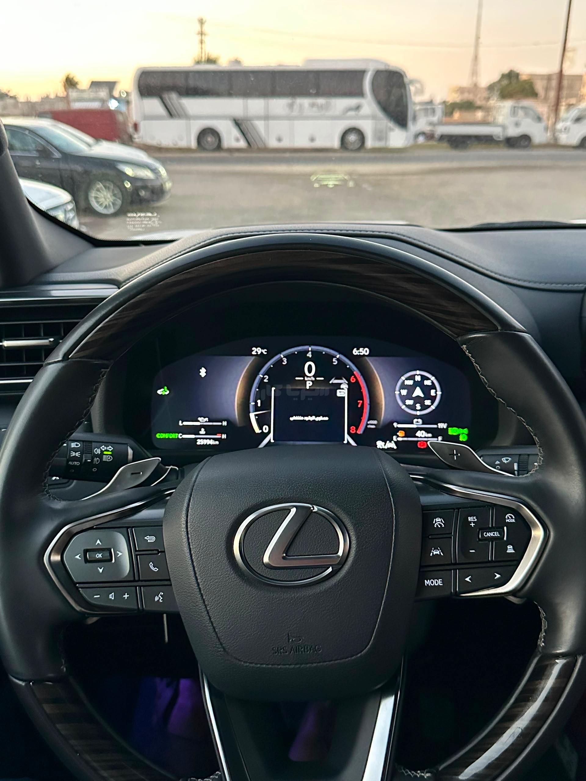 ليكزس - Lexus LX 600, photo 5